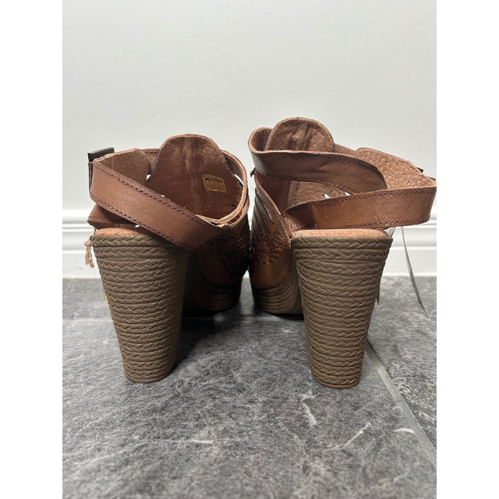 NWT Roper Mika lll Leather Open Toe Cognac Heel Strappy Sandal Size 8 Western - Picture 4 of 14